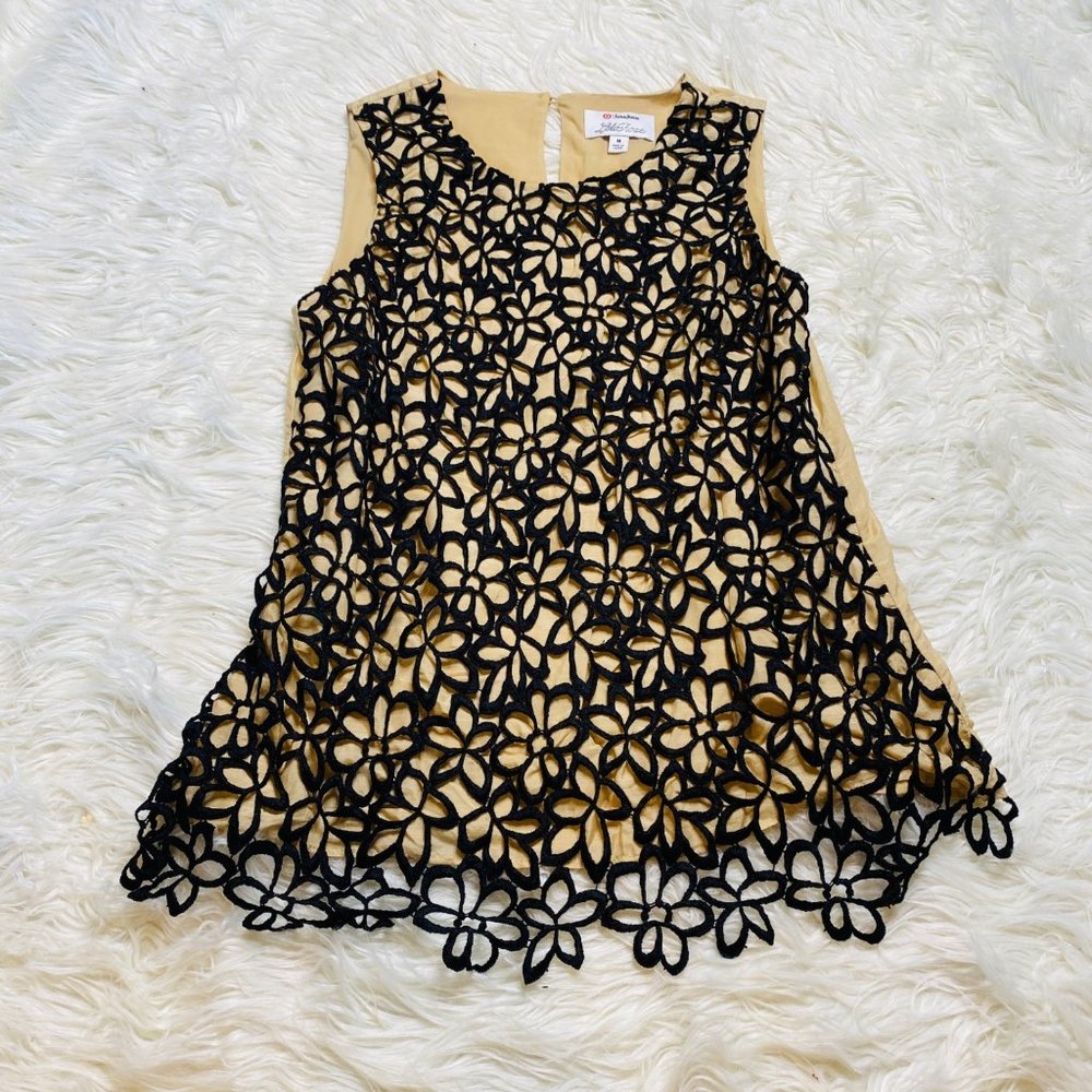 Neiman Marcus Lela Rose Crochet Floral Lace Sleeveless Women's Top Size Medium - Picture 1 of 11